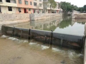 Flood Barriers Rubber Dam Inflatable Water Filled Dam