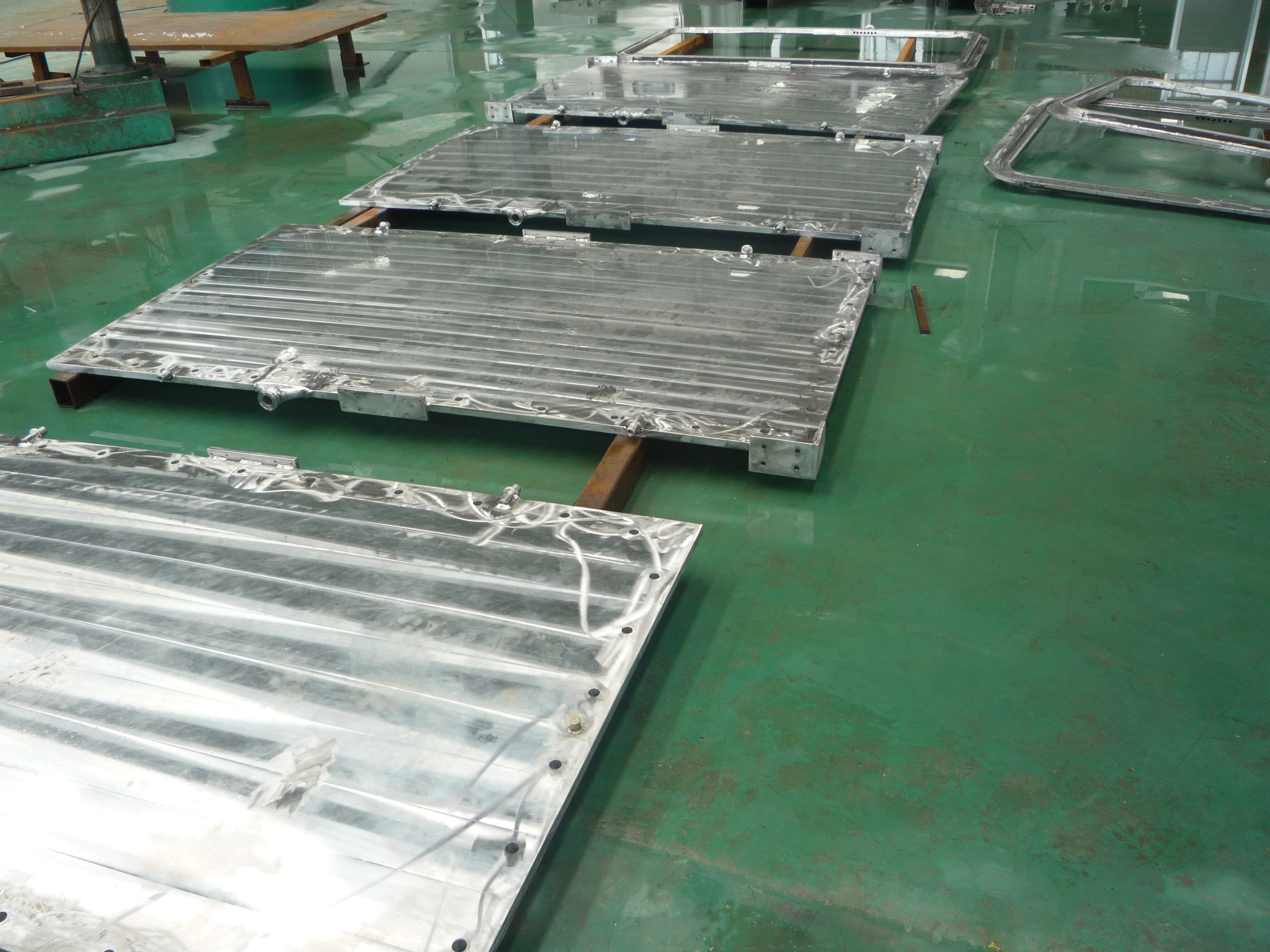 main plate