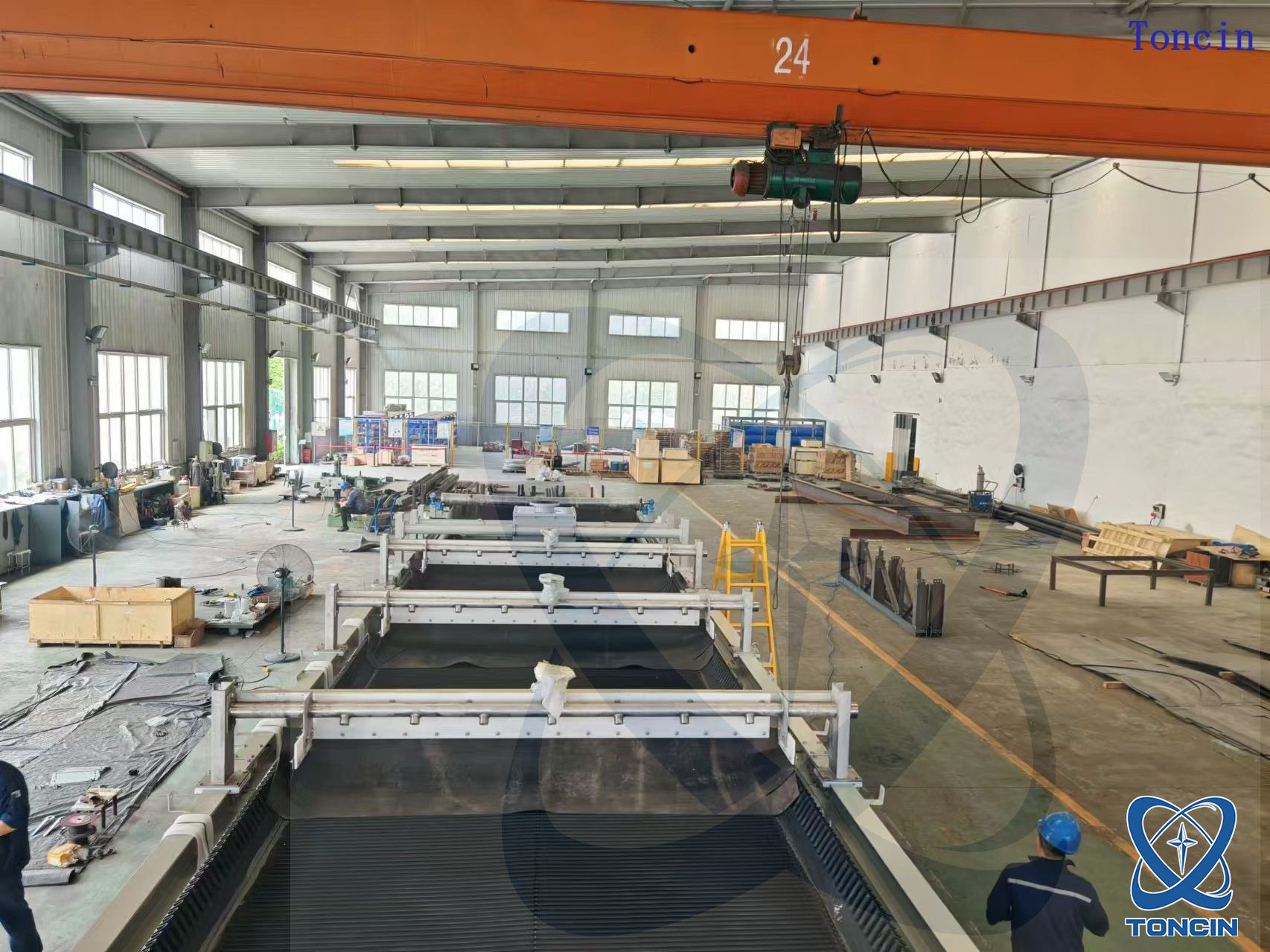 Horizontal Vacuum Belt Filter functioning in an industrial processing facility